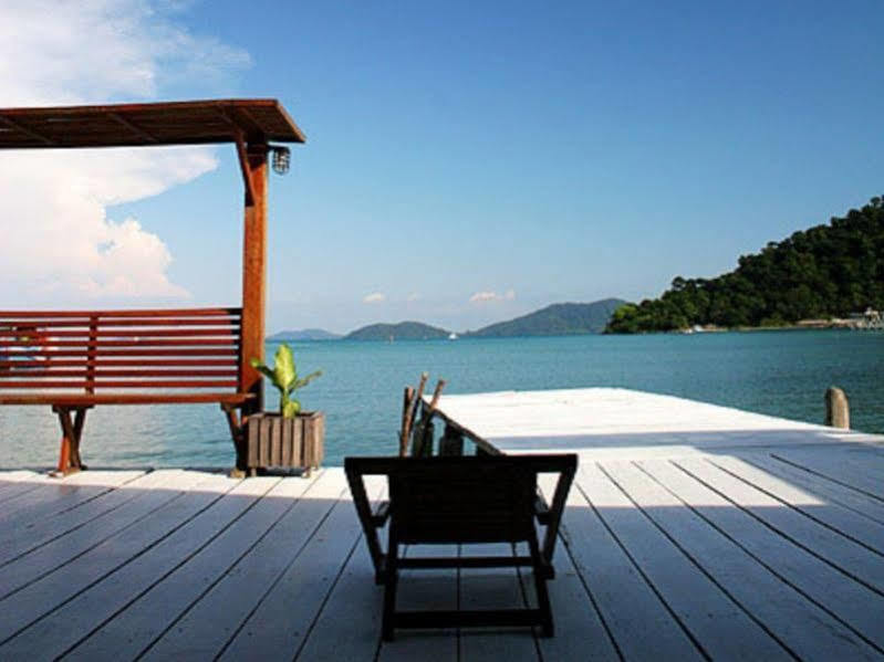 Oceanblue Guesthouse Koh Chang Exterior photo